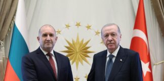 Премиерът на България Румен Радев и президентът на Турция Реджеп Тайип Ердоган