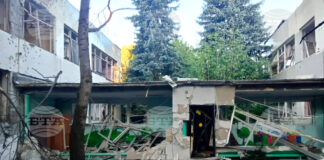 Повредена сграда след украинска атака с дронове в град Електростал, Московска област, 18 юли 2026 г.