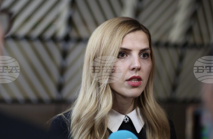 България може да има важна роля в гарантирането на енергийните доставки за Украйна през предстоящата зима, заяви Велислава Петрова пред "Евронюз"