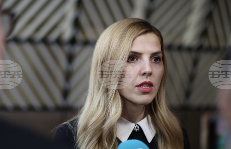 България може да има важна роля в гарантирането на енергийните доставки за Украйна през предстоящата зима, заяви Велислава Петрова пред "Евронюз"