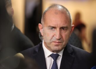 Румен Радев