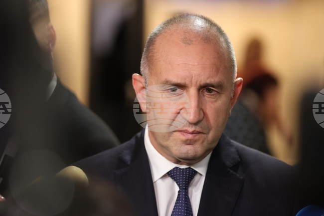 Румен Радев