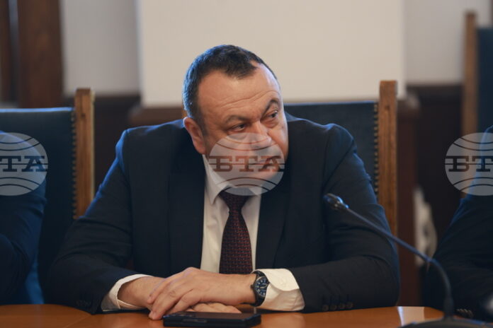 Демерджиев е в паника, кара НАП да го “пере", коментира Хамид Хамид от ДПС относно ревизията на вътрешния министър