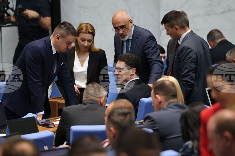 Депутатите обсъждат на второ четене законопроекта за държавния бюджет за 2026 г. със заложен дефицит от 5,7%