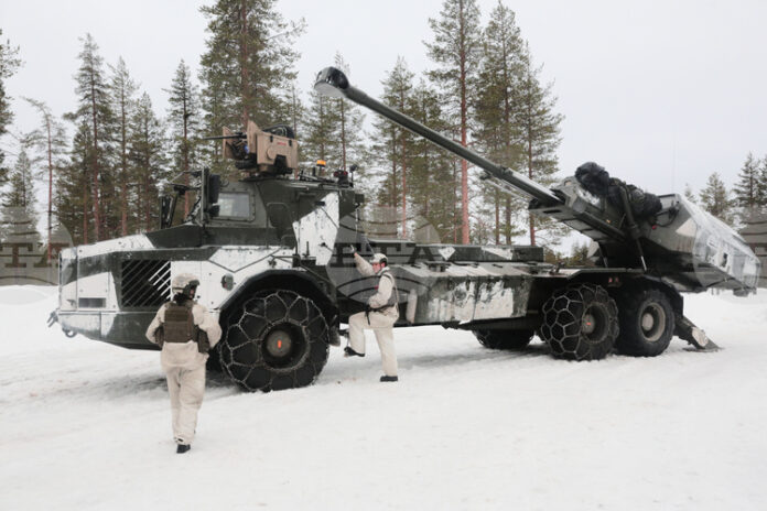 Франция ще разположи сухопътни военни части във Финландия в рамките на ротациите на НАТО, обяви Хелзинки