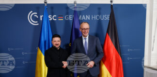 Германският канцлер и украинският президент са провели разговор преди срещата на високо равнище на НАТО