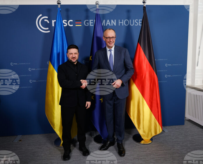 Германският канцлер и украинският президент са провели разговор преди срещата Германският канцлер и украинският президент са провели разговор преди срещата на високо равнище на НАТО