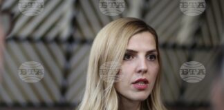 Министър Велислава Петрова