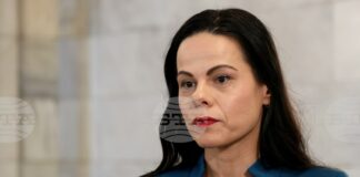 Министерството на здравеопазването подкрепя обществените поръчки за лекарства и в частните болници, каза министър Катя Ивкова