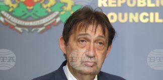 На снимките от ТОЛ камерите не се вижда шофьор, каза регионалният министър Иван Шишков за катастрофата с камион на АМ „Тракия“