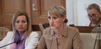 Нуждата от екологична оценка се определя на база на факти и научни доказателства, каза екоминистърът за проект за ветрогенератори в Пернишко