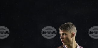 Нюкасъл привлича талант от Аякс