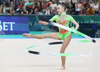 ОБНОВЕНА Стилияна Николова заема трето място във временното класиране за многобоя на Световната купа по художествена гимнастика в Милано