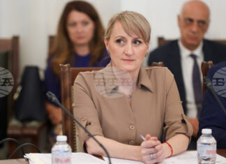Около 200 сигнала за мазутни замърсявания по Черноморието са постъпили в МОСВ през юни, каза Росица Карамфилова