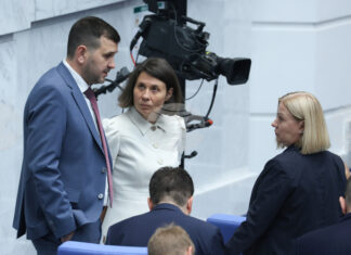 От "Демократична България" са внесли законови промени, които предвиждат езикова подкрепа и изцяло нов подход за ранно детско развитие