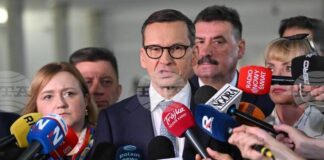 ПАП: Бившият полски премиер заяви, че се е борил за единството на неговата партия до самия край