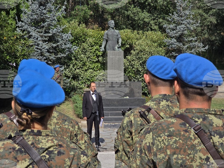 Пловдив отбелязва 189 години от рождението на Васил Левски с военен ритуал на Бунарджика