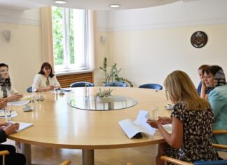 Подобряването на подкрепата за хората с увреждания и децата в риск обсъдиха министър Наталия Ефремова и омбудсманът Велислава Делчева