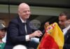 Президентът на африканския футбол Патрис Моцепе подкрепи критикувания шеф на ФИФА Джани Инфантино