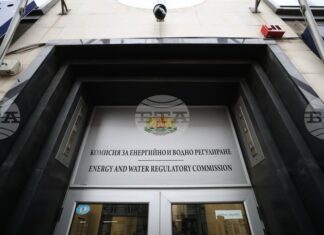 Природният газ поскъпва с близо 6 на сто, КЕВР ще вземе окончателно решение за цената на тока и парното днес