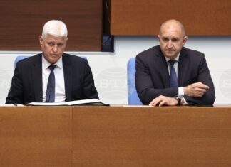 Решението за американските военни самолети е нужно в този момент, не губим националния си суверенитет, заяви министърът на отбраната