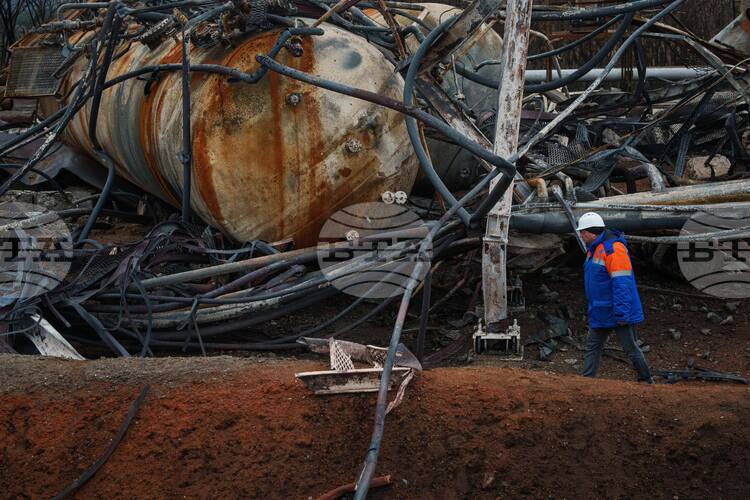 Руски дрон удари газодобивно съоръжение в Полтавска област на Украйна