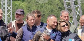 Три нови брадати лешояда се адаптират към дивата природа край Сливен