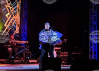 Веселин Маринов изправи на крака публиката в Летния театър в Стара Загора с концерта си от турнето „Ти си любовта“ Веселин Маринов изправи на крака публиката в Летния театър в Стара Загора с концерта си от турнето „Ти си любовта“
