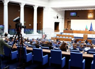 „Възраждане" поиска изслушване на председателя на ДАНС за групировката КУБ