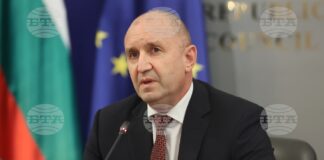 На снимката: министър-председателят Румен Радев