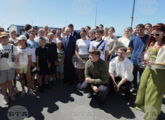Руският президент Владимир Путин по време на посещението си на Курилските острови - на остров Итуруп, 13 август 2026 г.