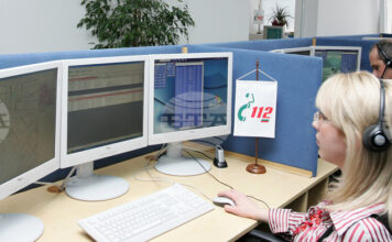Допълнително оператори и координатори на спешния телефон 112 ще бъдат изпратени за „Евровизия“ в Бургас, съобщи директорът на службата Красимир Димитров