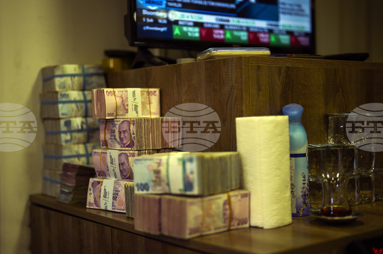 Инфлацията в Турция показва леко забавяне през юли до 31,75 процента на годишна база