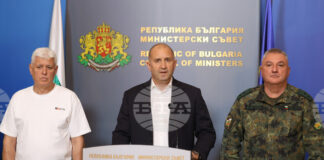 премиерът Румен Радев