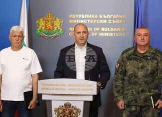 премиерът Румен Радев