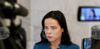 Министър Катя Ивкова заяви, че се работи по законопроекти относно доплащането от пациенти в болниците