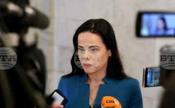 Министър Катя Ивкова заяви, че се работи по законопроекти относно доплащането от пациенти в болниците