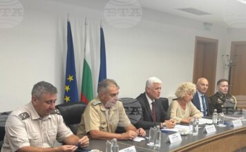 Модернизацията на армията и ускоряването на съвместните проекти между България и САЩ са обсъдени на среща в Министерство на отбраната