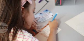 На историята на книгата и книгопечатането бе посветено едно от летните детски ателиета в Русенската библиотека