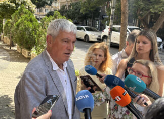 Няма да се съгласим минималната заплата да е 50% от основната средна, каза президентът на КНСБ Пламен Димитров