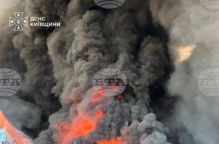 ОБНОВЕНА Тридесет и седем са вече убитите при руската атака в Киевска област, съобщиха украинските власти