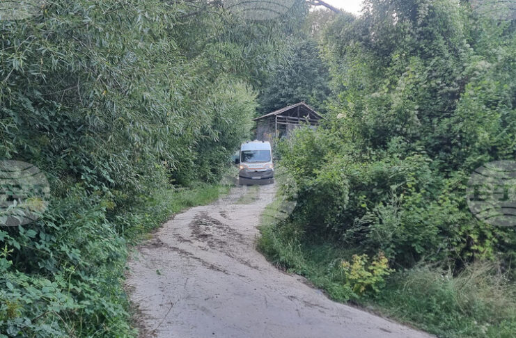 ОБНОВЕНА Жена е била затисната от АТВ в местност над Смолян