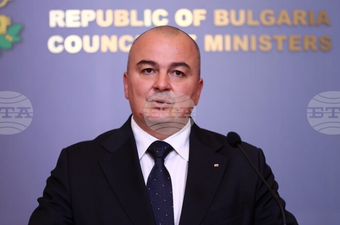 Осигуряват се 170 млн. евро по бюджета на Държавен фонд „Земеделие", каза земеделският министър Пламен Абровски