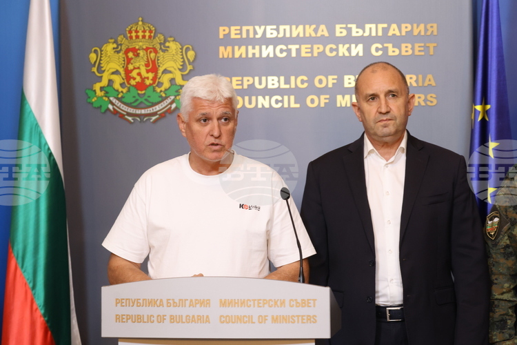 От 31 юли усилихме наблюденията върху въздушното пространство, обяви министърът на отбраната Димитър Стоянов