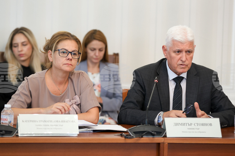 Парламентарната комисия по отбрана прие Доклад за изпълнение през 2025 г. на Програмата за инвестиции в отбраната до 2032 г.