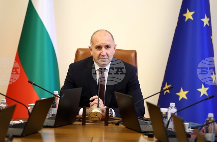 Премиерът Румен Радев разговаря по телефона с генералния секретар на НАТО Марк Рюте