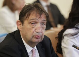 Преписките за „Хемус“ и други пътни обекти са били забравени три години, каза Иван Шишков