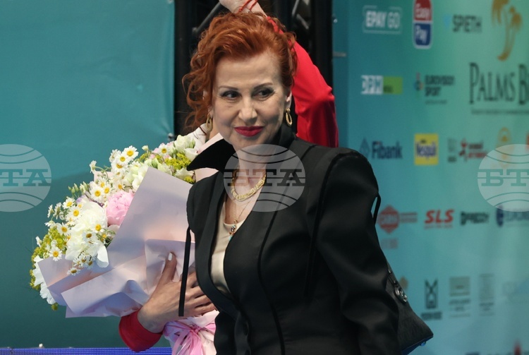 Президентът на БФХГ Илиана Раева: "Беше един много, много успешен ден във всяко едно отношение за българската художествена гимнастика"