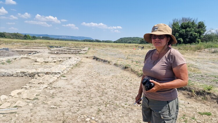Приключиха тазгодишните археологически разкопки в района на манастира на чъргубиля Мостич, каза доц. Росина Костова