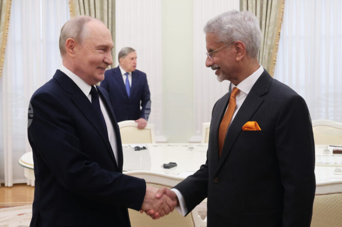 Путин се срещна в Кремъл с индийския външен министър Джайшанкар